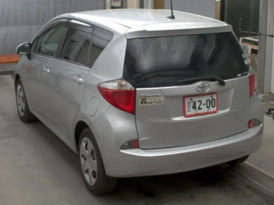 Toyota Ractis