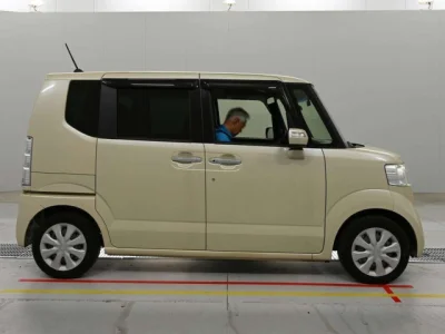 Honda N-Box+