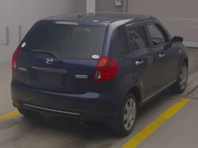 Mazda Verisa
