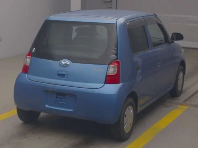Daihatsu Esse