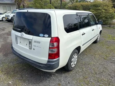 Toyota Succeed