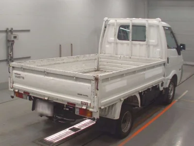Nissan Vanette Truck