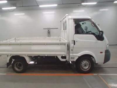 Nissan Vanette Truck