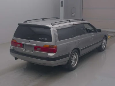 Nissan Stagea