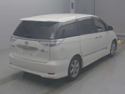 Toyota Estima Hybrid