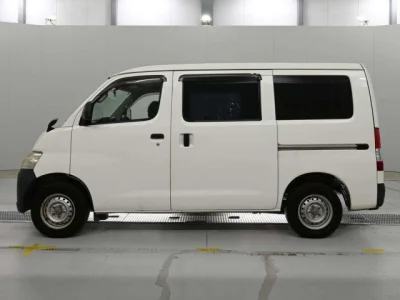 Toyota LiteAce Van
