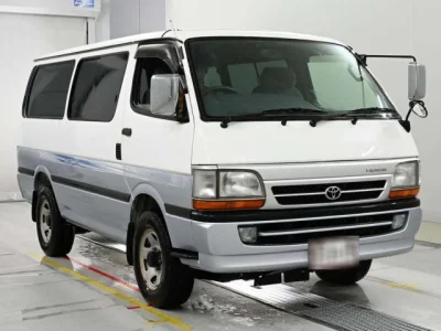 Toyota HiAce Van