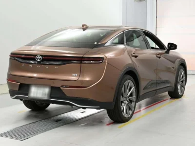 Toyota Crown Crossover