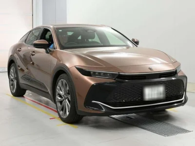 Toyota Crown Crossover