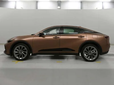 Toyota Crown Crossover