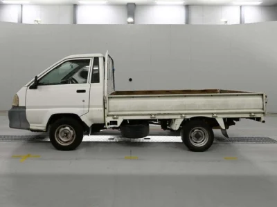 Toyota Lite Ace Truck
