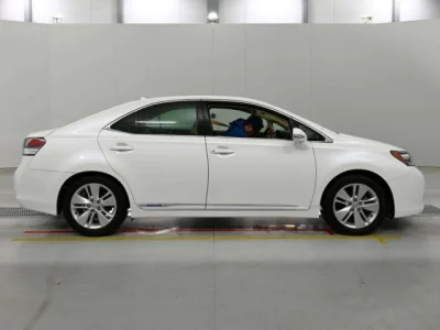 Lexus HS250h