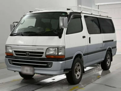 Toyota HiAce Van