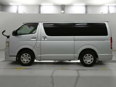 Toyota RegiusAce