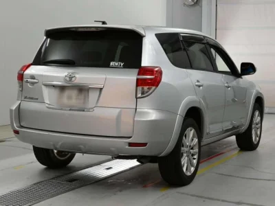 Toyota Vanguard