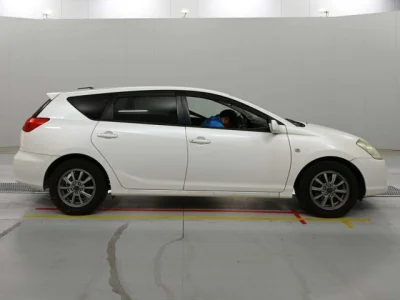 Toyota Caldina
