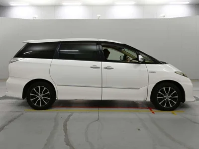 Toyota Estima Hybrid