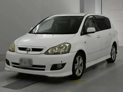 Toyota Ipsum