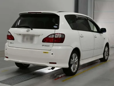 Toyota Ipsum