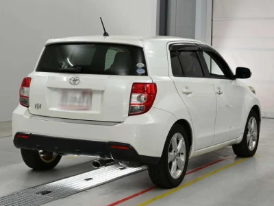 Toyota Ist