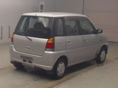 Subaru Pleo