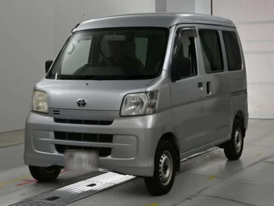 Toyota Pixis Van