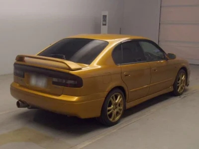Subaru Legacy B4