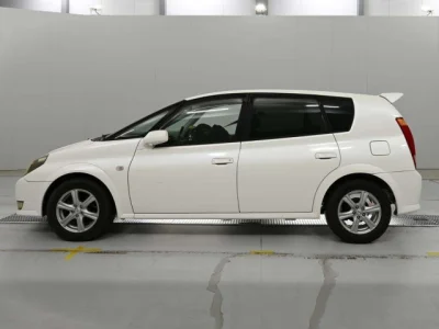 Toyota Opa