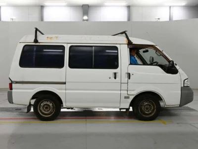 Nissan Vanette
