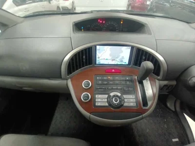 Nissan Presage