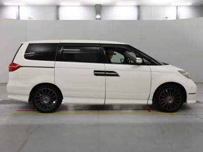 Honda Elysion