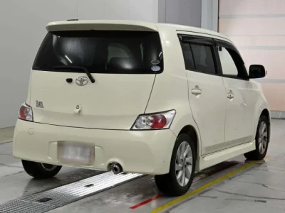 Toyota bB