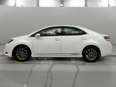 Lexus HS250h