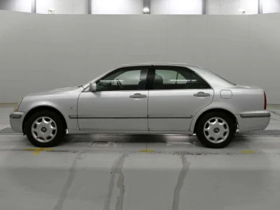 Toyota Progres
