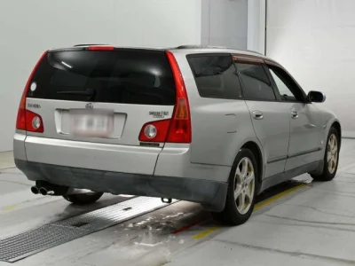 Nissan Stagea