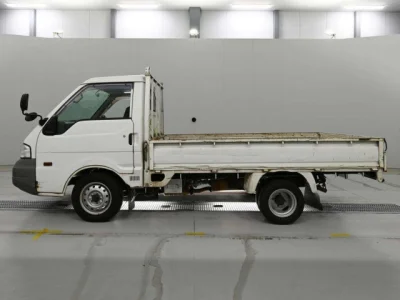 Nissan Vanette Truck