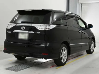 Toyota Estima Hybrid