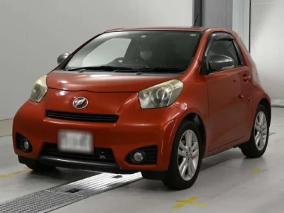 Toyota iQ