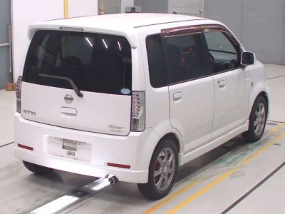 Nissan Otti
