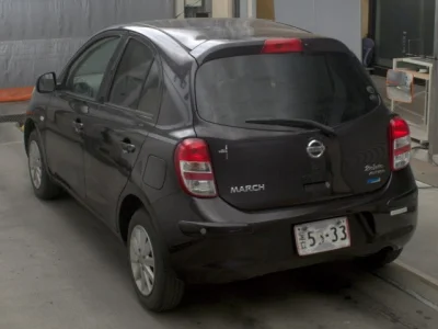Nissan March