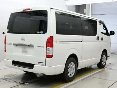 Toyota RegiusAce