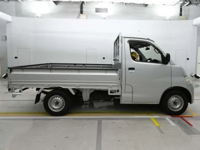Toyota TownAce Truck