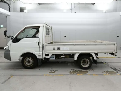 Nissan Vanette Truck