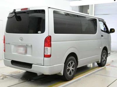 Toyota RegiusAce