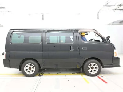 Nissan Caravan