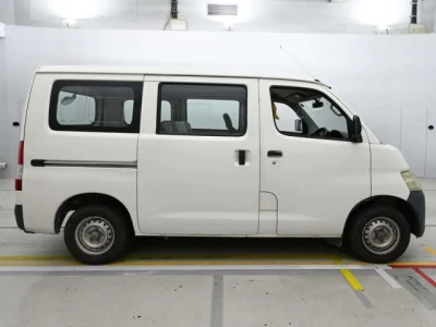 Toyota LiteAce Van