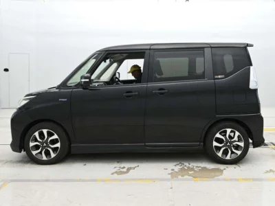 Mitsubishi Delica D:2