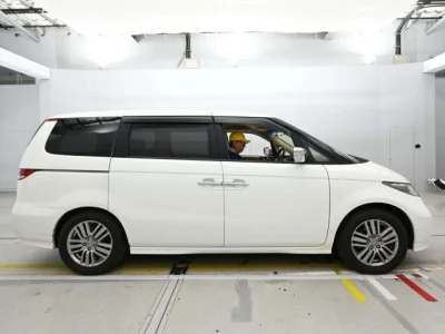 Honda Elysion