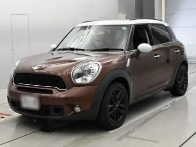 MINI Crossover