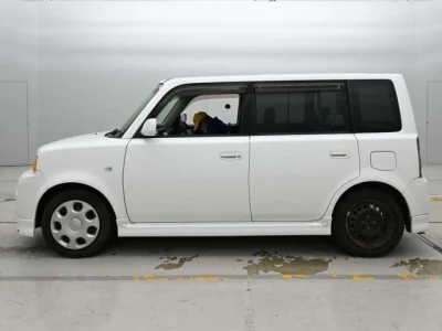 Toyota bB